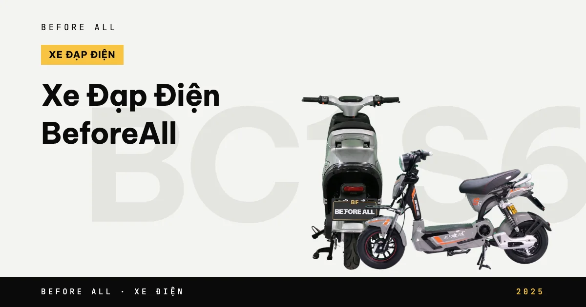 Ảnh bìa bài "Xe Đạp Điện BeforeAll" của Before All: mẫu xe cắt nền trên chữ lớn, năm 2025