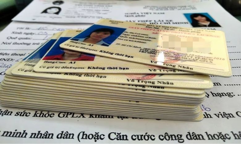 Loại xe bạn đi sẽ xác định bạn cần bằng lái không?
