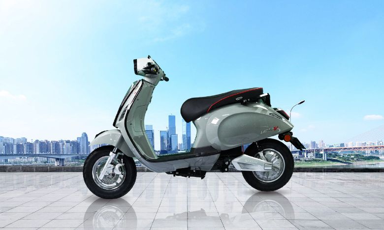 Xe điện Before All Latina Vi thu hút mọi ánh nhìn