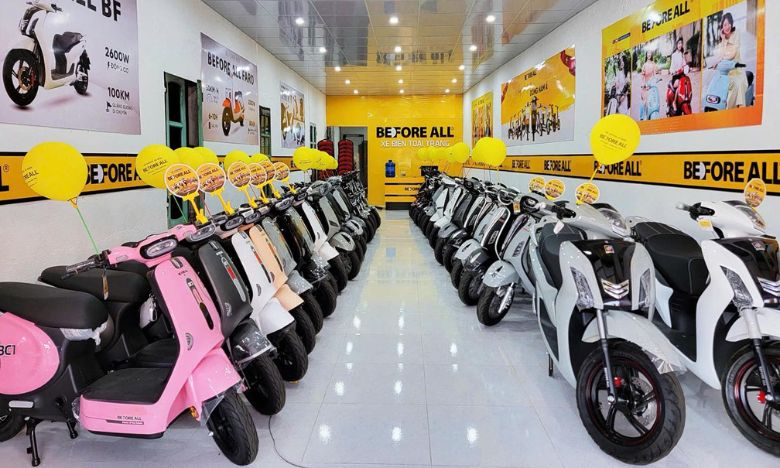 Không gian trưng bày xe tại Đại lý mới của Before All