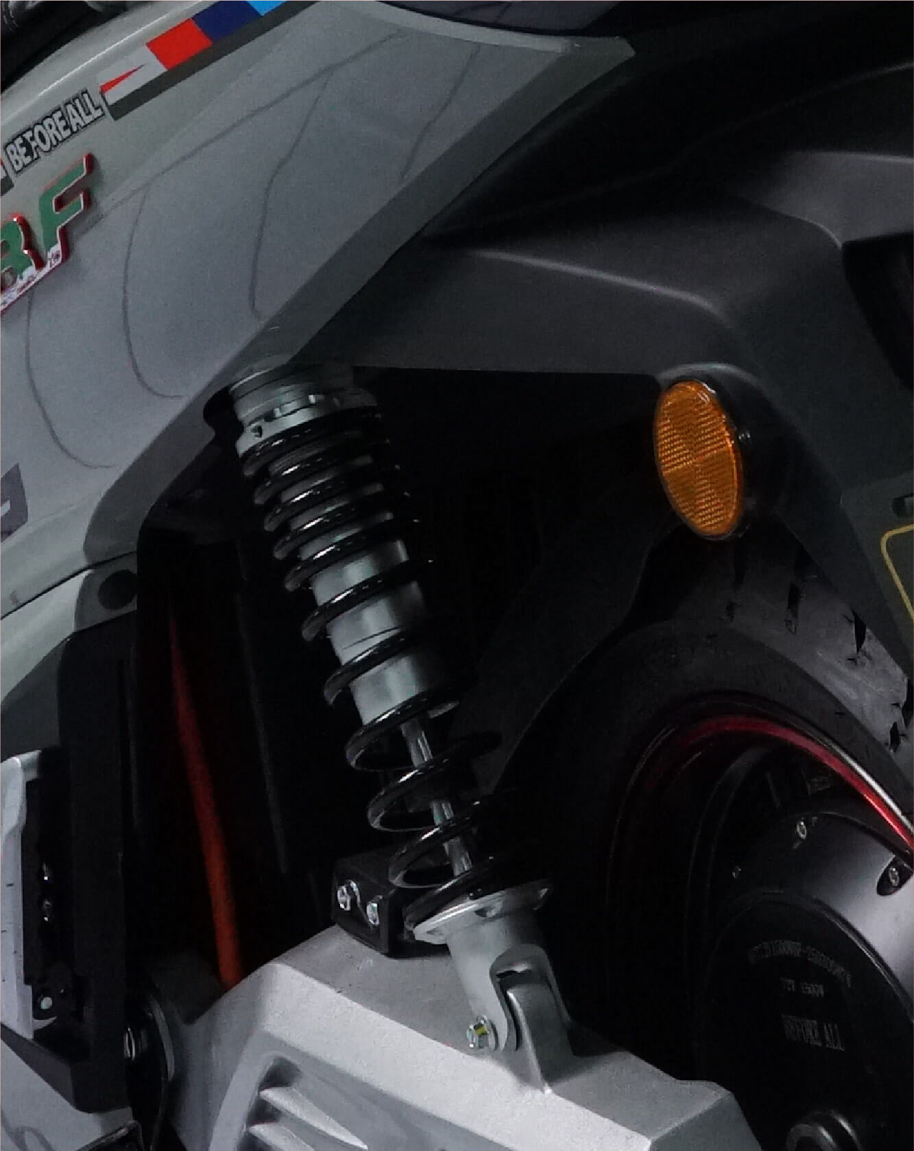 DOUBLE SHOCK ABSORBER 02